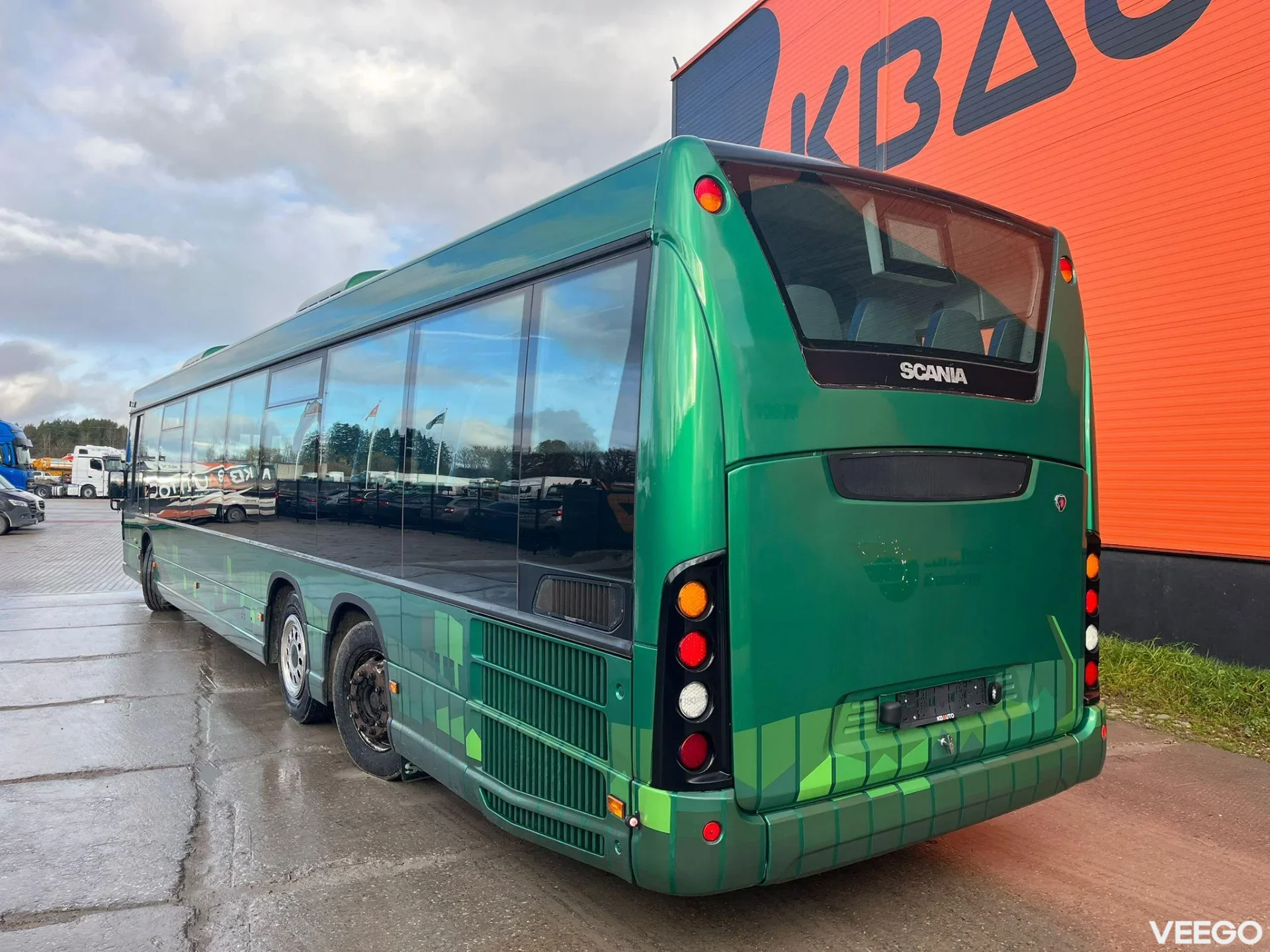 Scania K 280 44 SEATS / AC / AUXILIARY HEATER / WHEELCHAIR RAMP 206kW