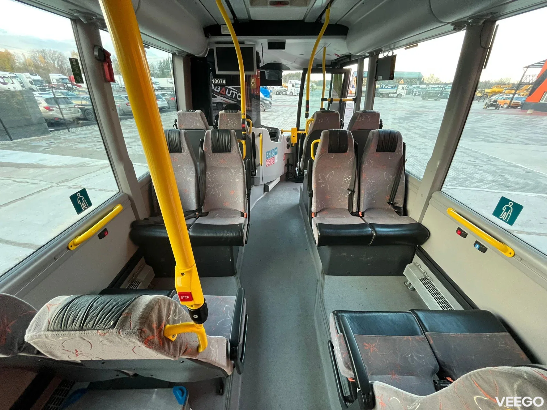 Scania K 320 40 SEATS / AC / AUXILIARY HEATER / WHEELCHAIR RAMP 235kW