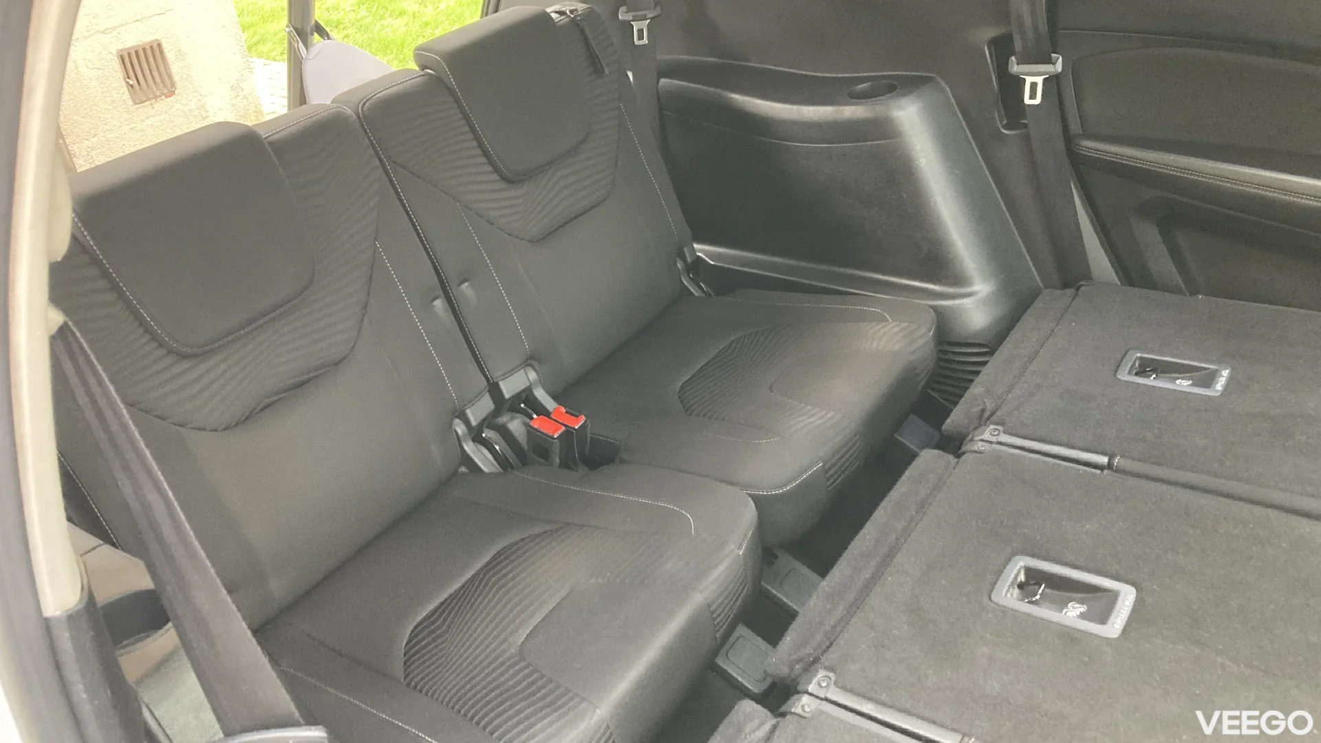 Ford S-MAX 2.0 110kW