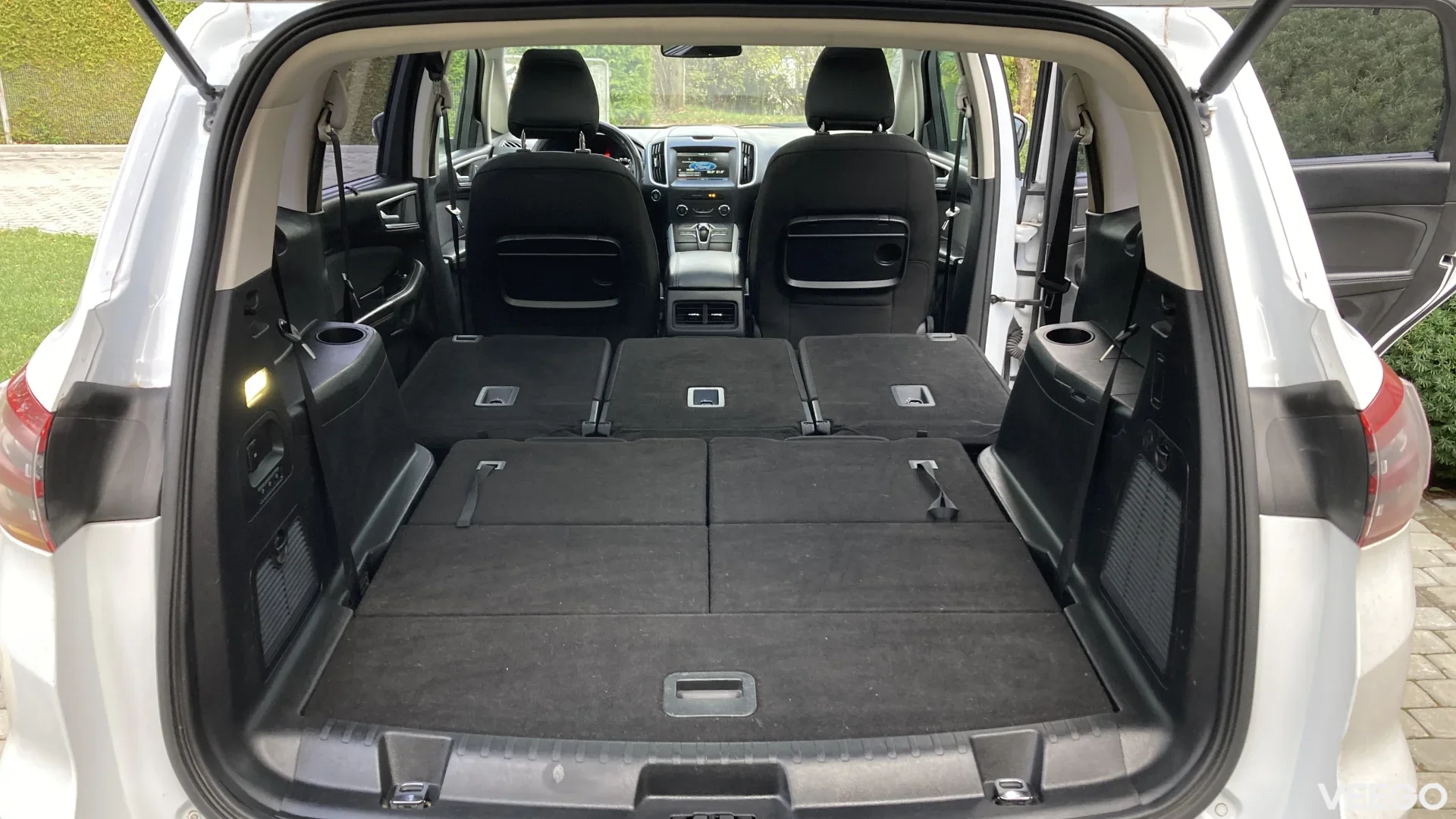 Ford S-MAX 2.0 110kW