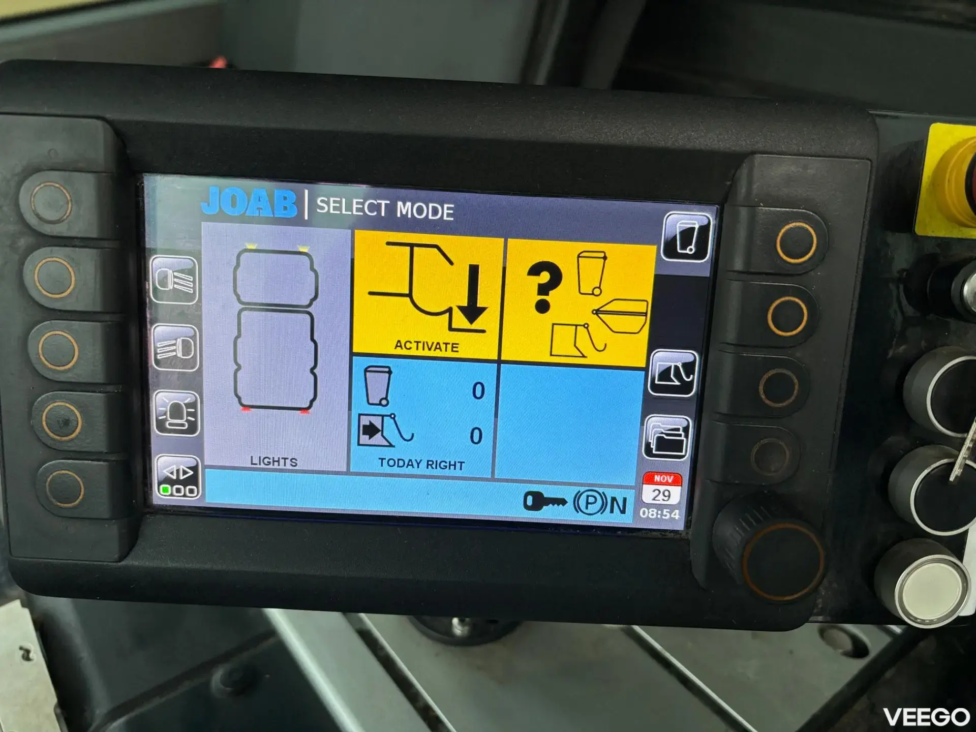 Mercedes-Benz ECONIC 222kW