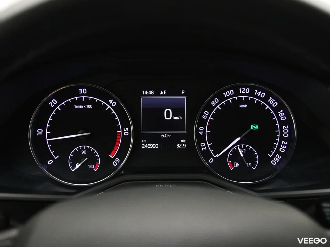 Skoda Superb 1.6 88kW