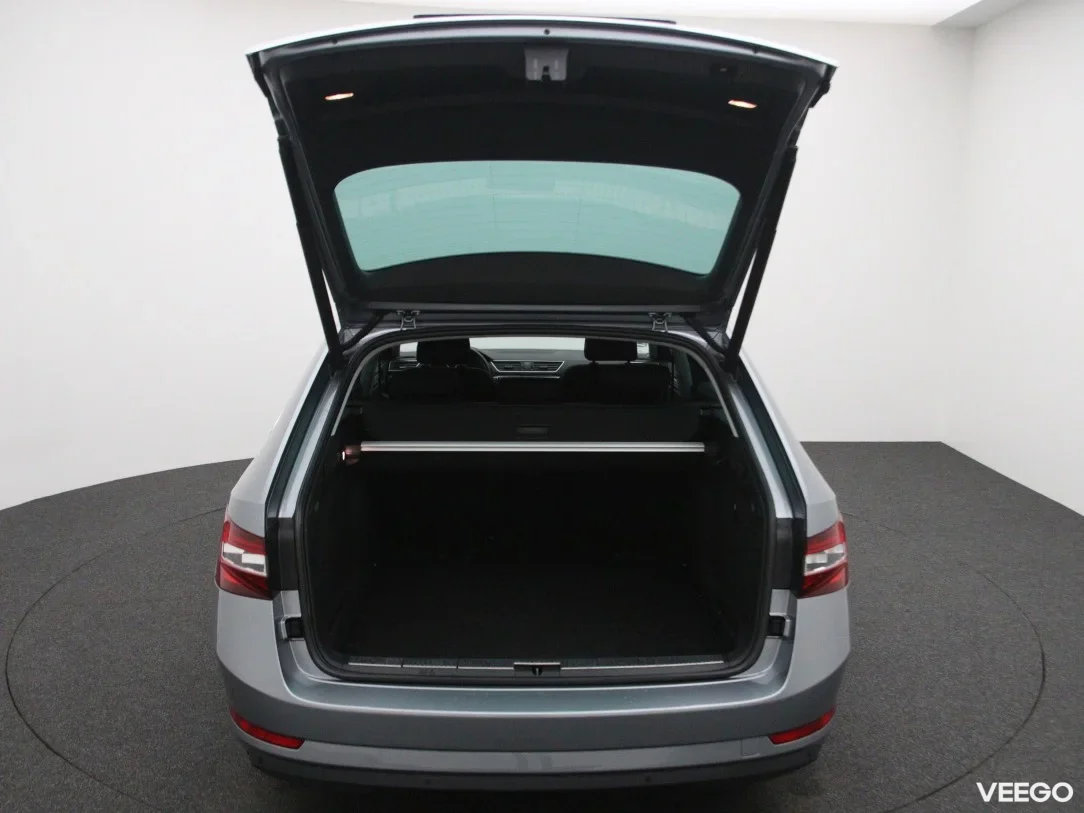 Skoda Superb 1.6 88kW