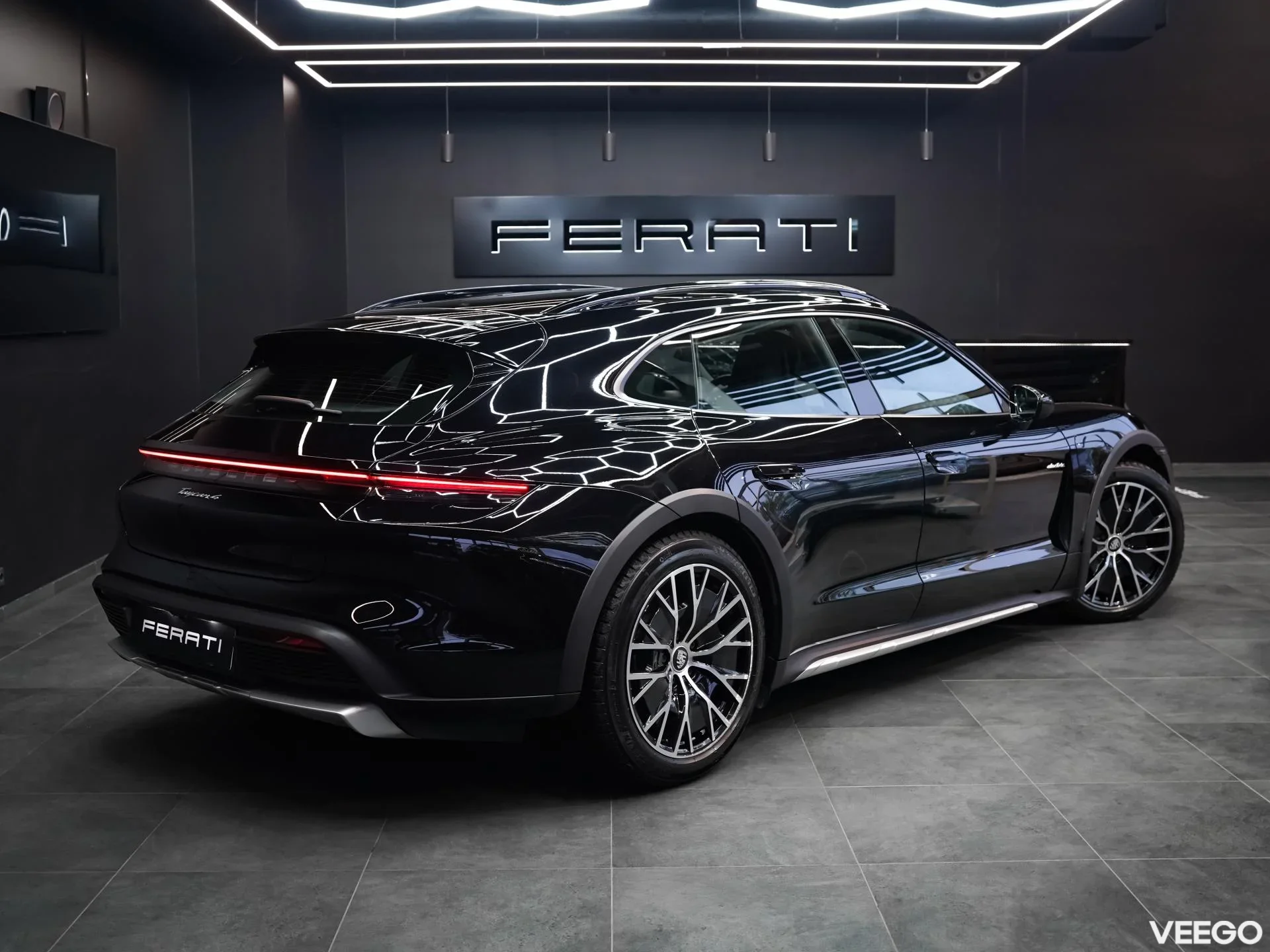 Porsche Taycan 350kW