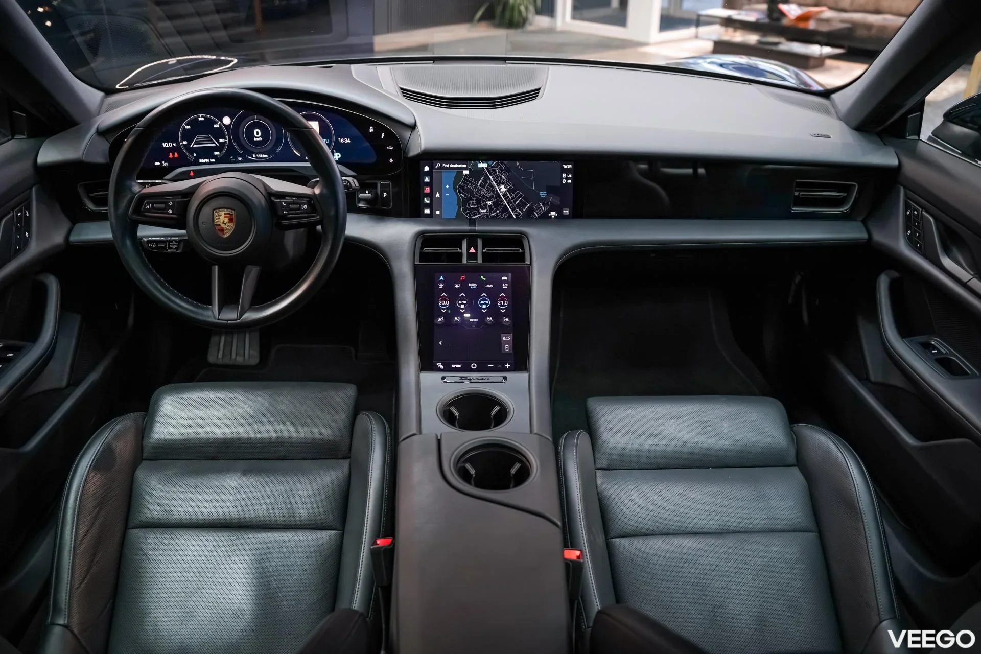 Porsche Taycan 350kW