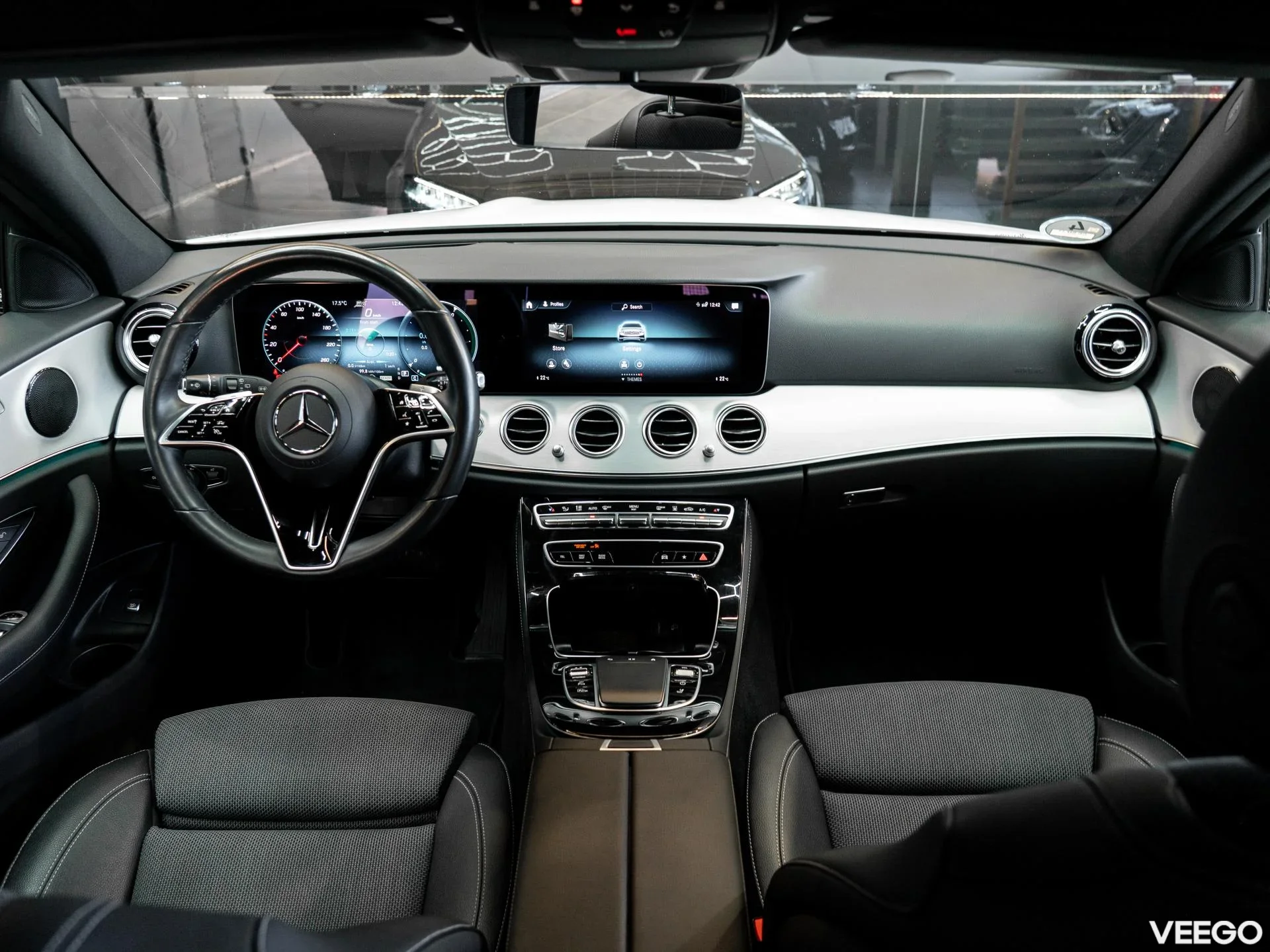 Mercedes-Benz E300 2.0 143kW