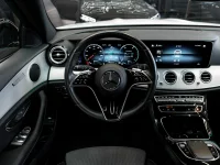 Mercedes-Benz E300 2.0 143kW thumbnail