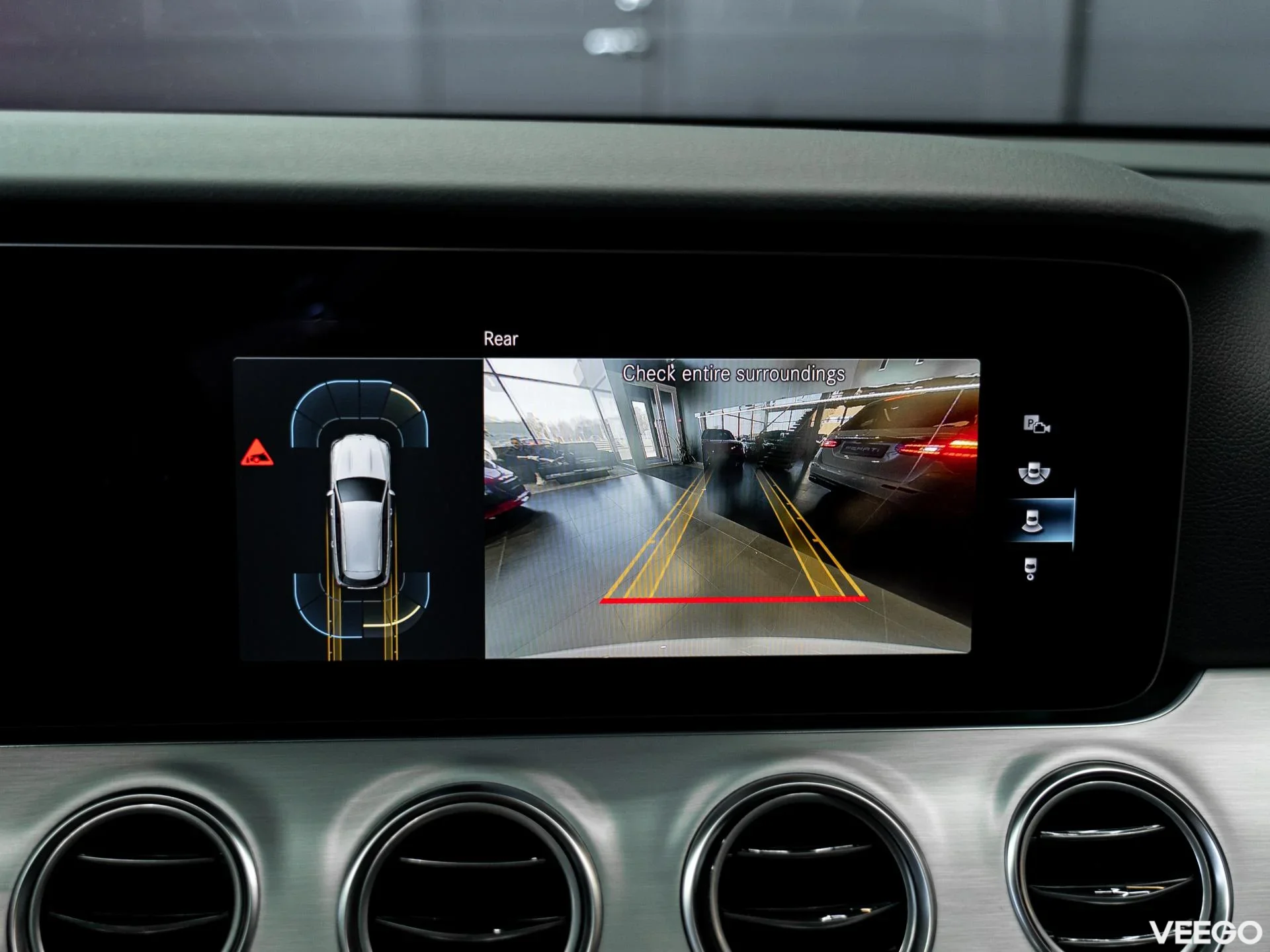 Mercedes-Benz E300 2.0 143kW