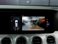 Mercedes-Benz E300 2.0 143kW thumbnail