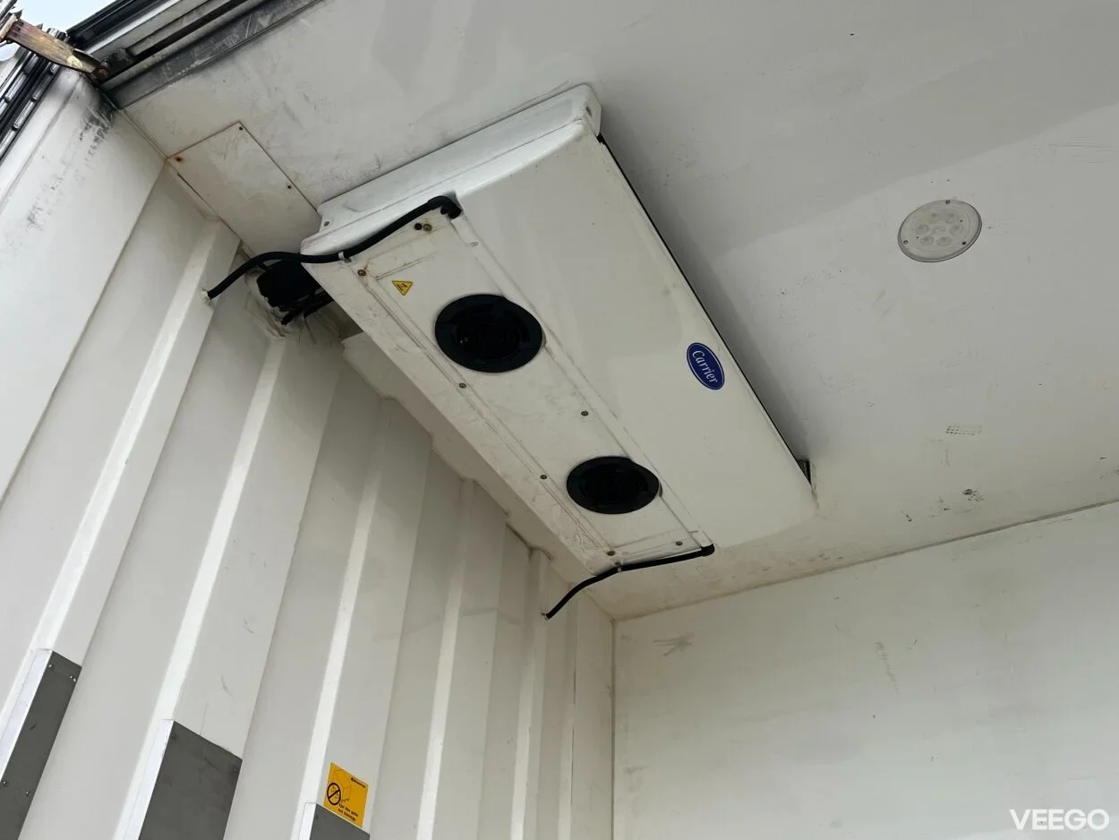 Volvo FM 370 Külmik Carrier avatava küljega 10.8 278kW