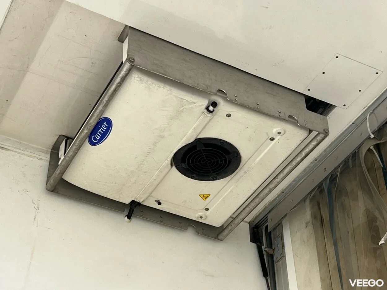 Volvo FM 370 Külmik Carrier avatava küljega 10.8 278kW