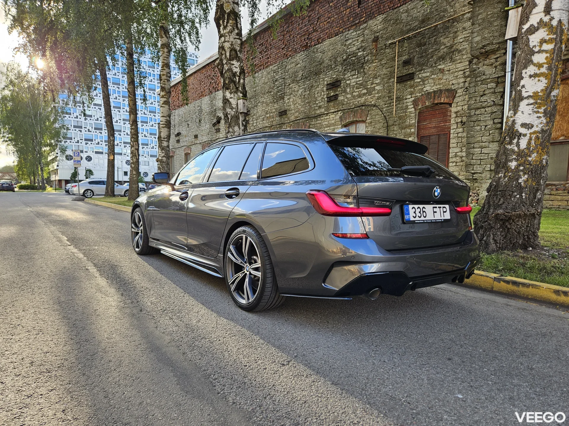 BMW 318D M-Pakett HighGloss Shadow-Line 2.0 110kW