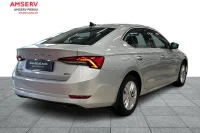 Skoda Octavia Ambition TSI mHybrid 1 81kW thumbnail