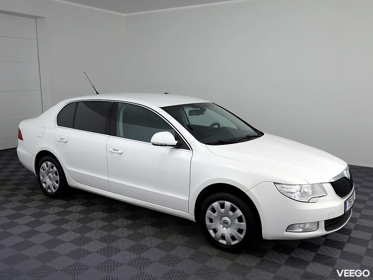 Skoda Superb 1.8 118kW