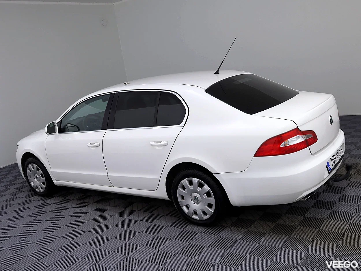Skoda Superb 1.8 118kW