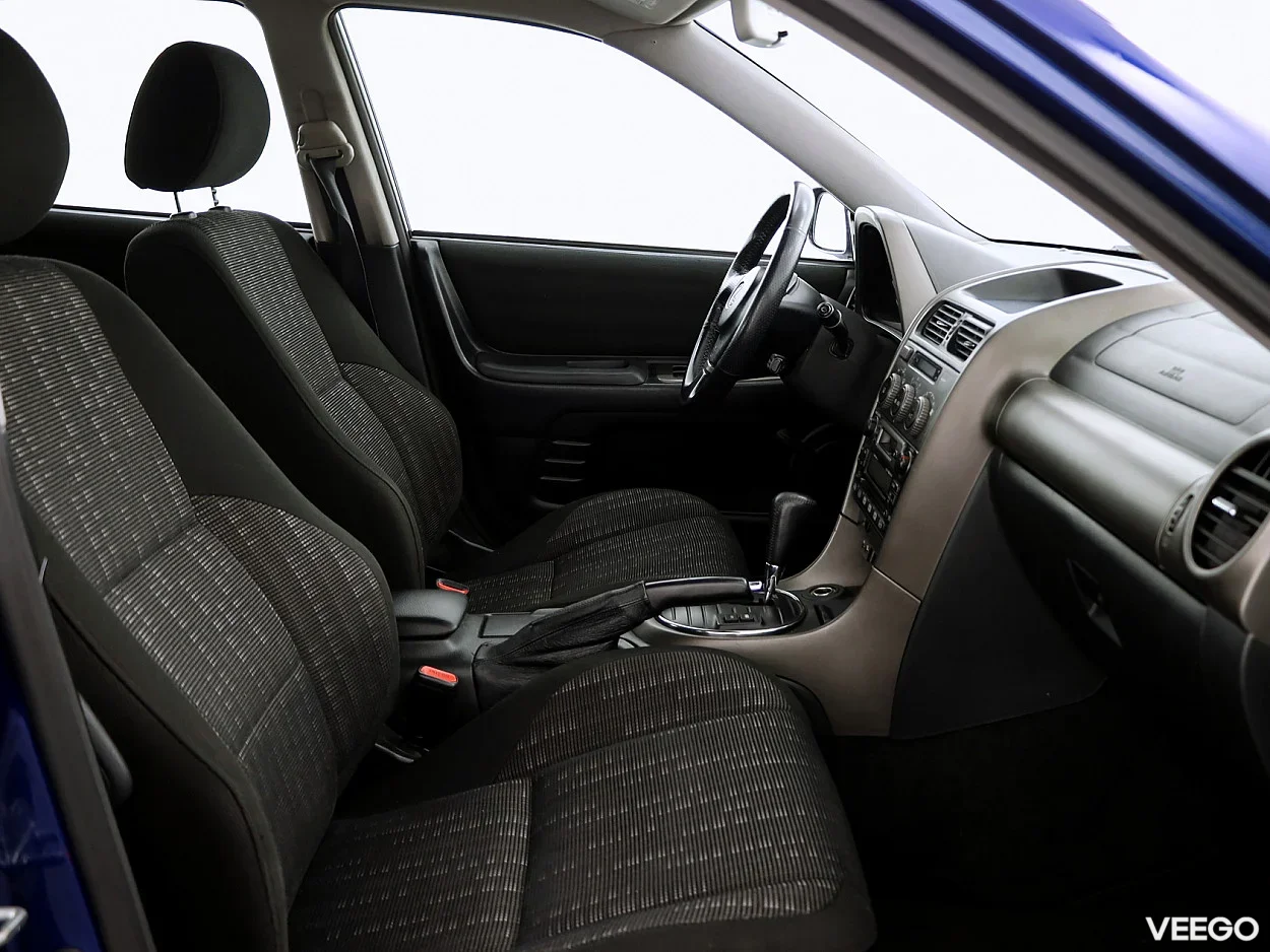 Lexus IS 200 2.0 114kW