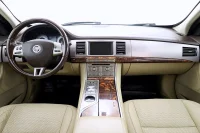 Jaguar XF 2.7 152kW thumbnail