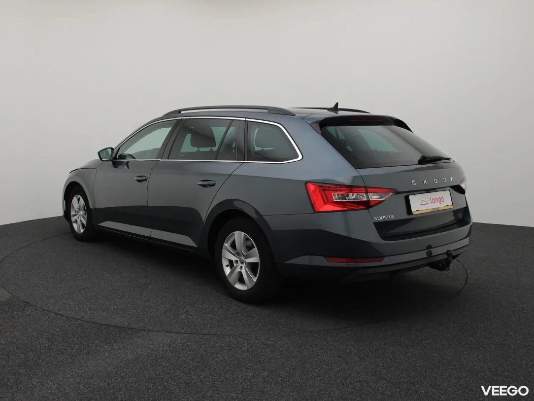 Skoda Superb 1.6 88kW