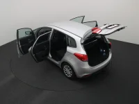 Kia Carens 1.6 99kW thumbnail
