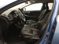 Volvo V40 2 88kW thumbnail