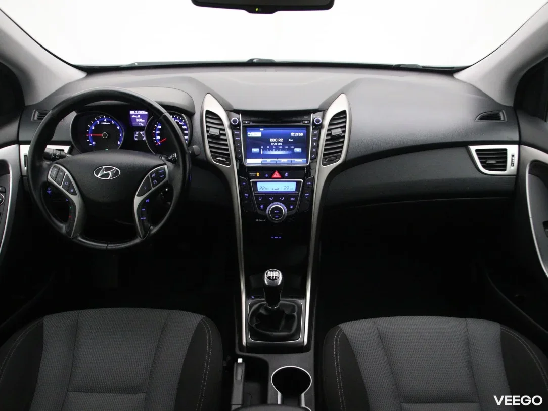 Hyundai i30 1.6 99kW