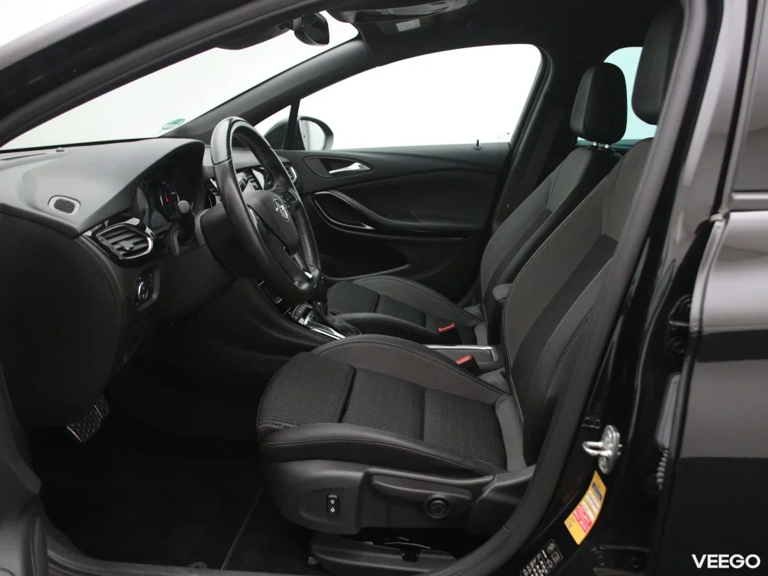 Opel Astra 1.4 107kW