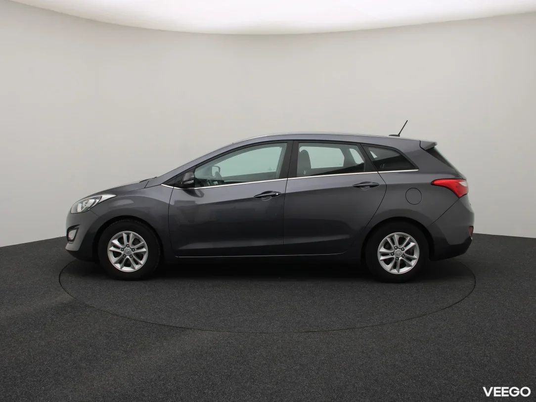 Hyundai i30 1.6 99kW