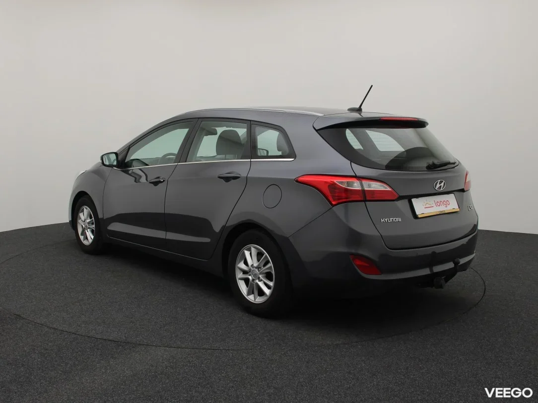 Hyundai i30 1.6 99kW
