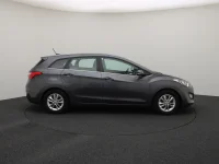 Hyundai i30 1.6 99kW thumbnail