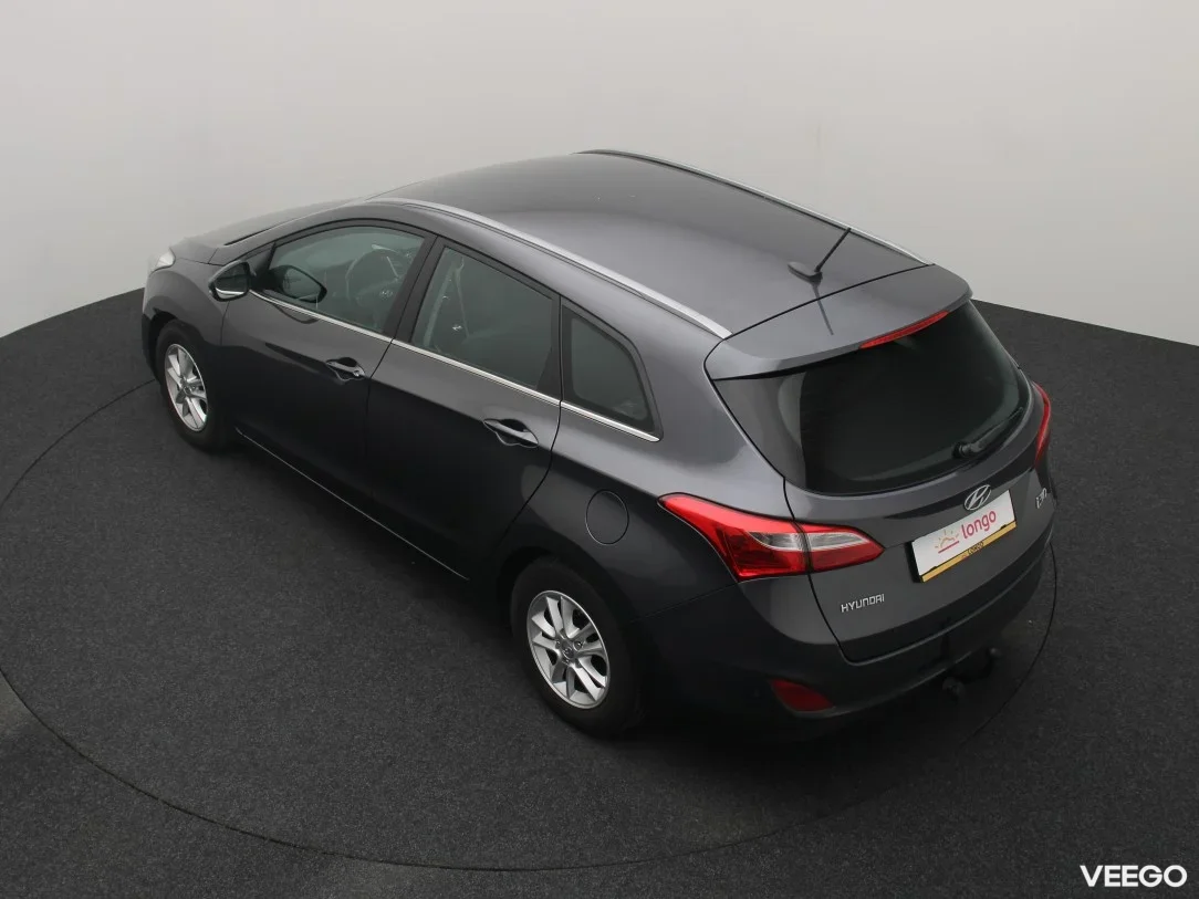 Hyundai i30 1.6 99kW