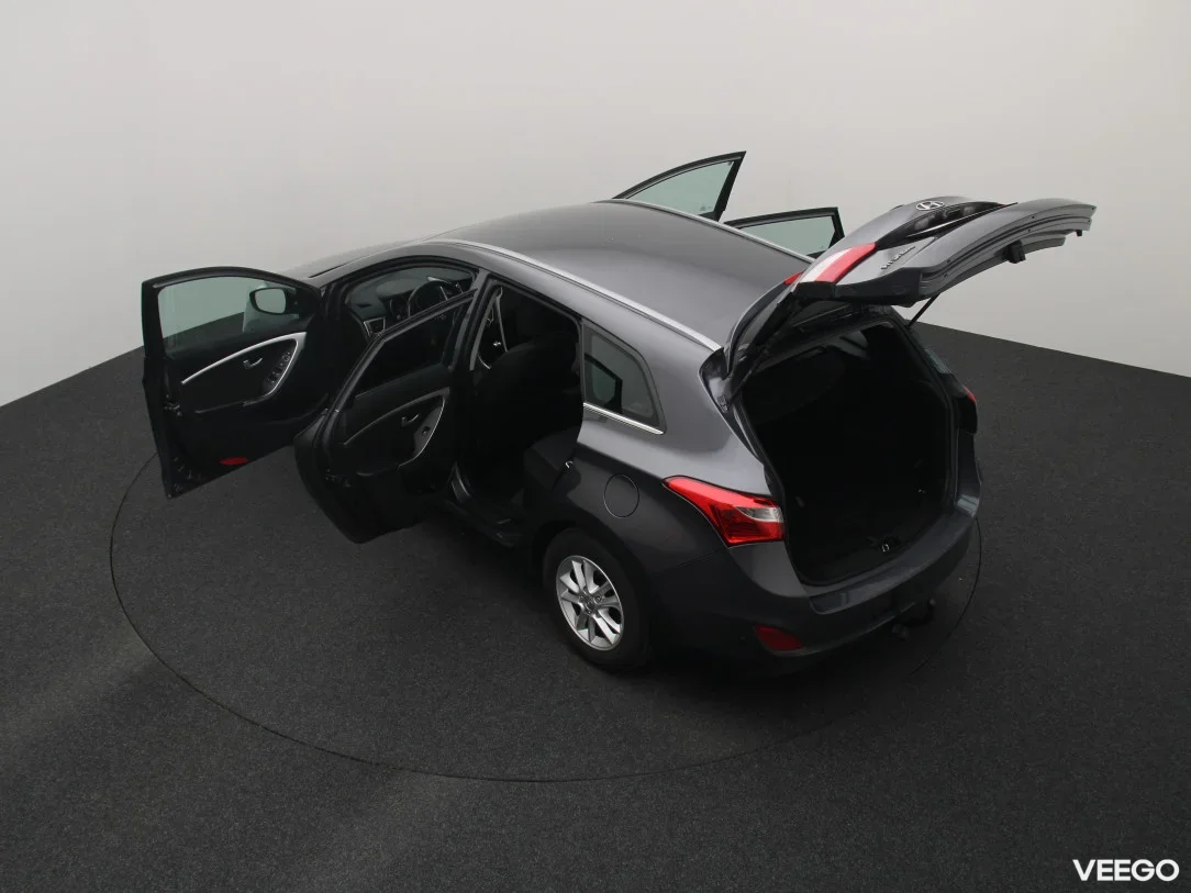 Hyundai i30 1.6 99kW