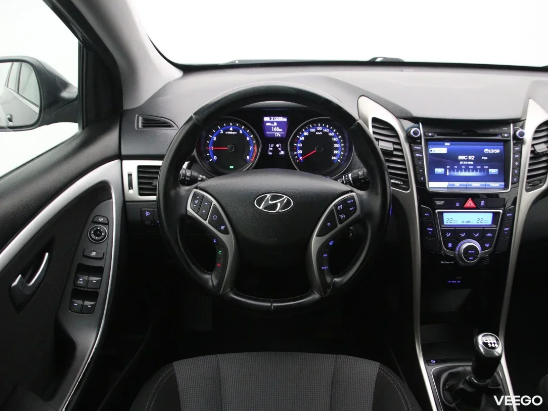 Hyundai i30 1.6 99kW