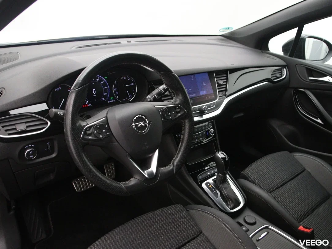 Opel Astra 1.4 107kW