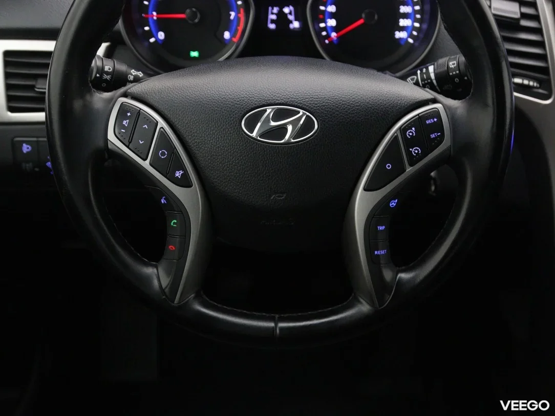 Hyundai i30 1.6 99kW