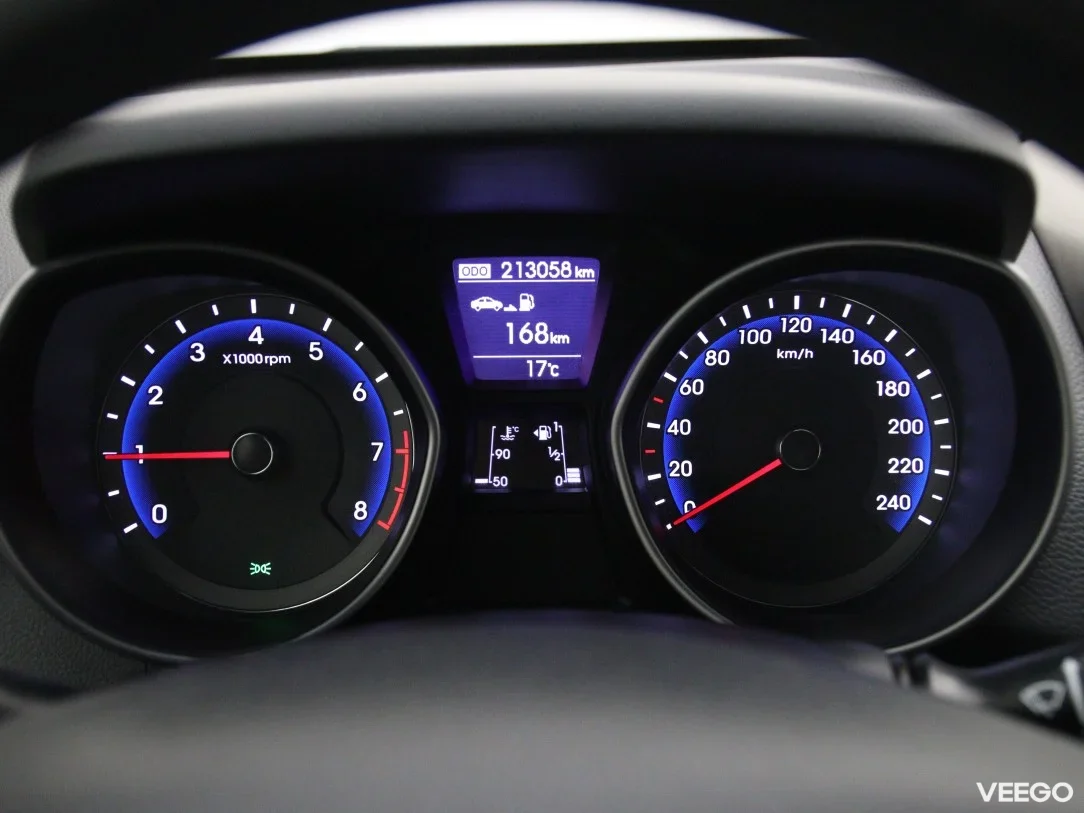 Hyundai i30 1.6 99kW