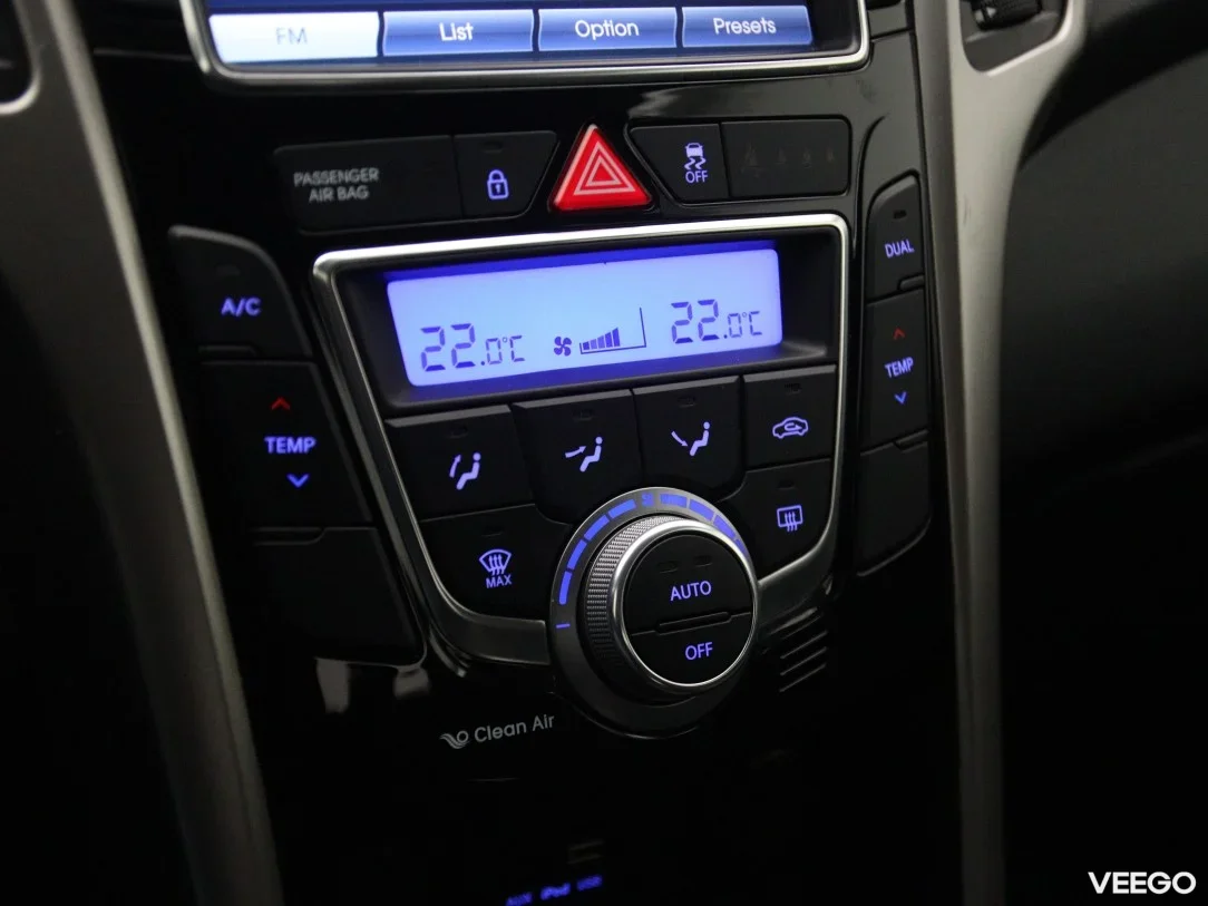 Hyundai i30 1.6 99kW