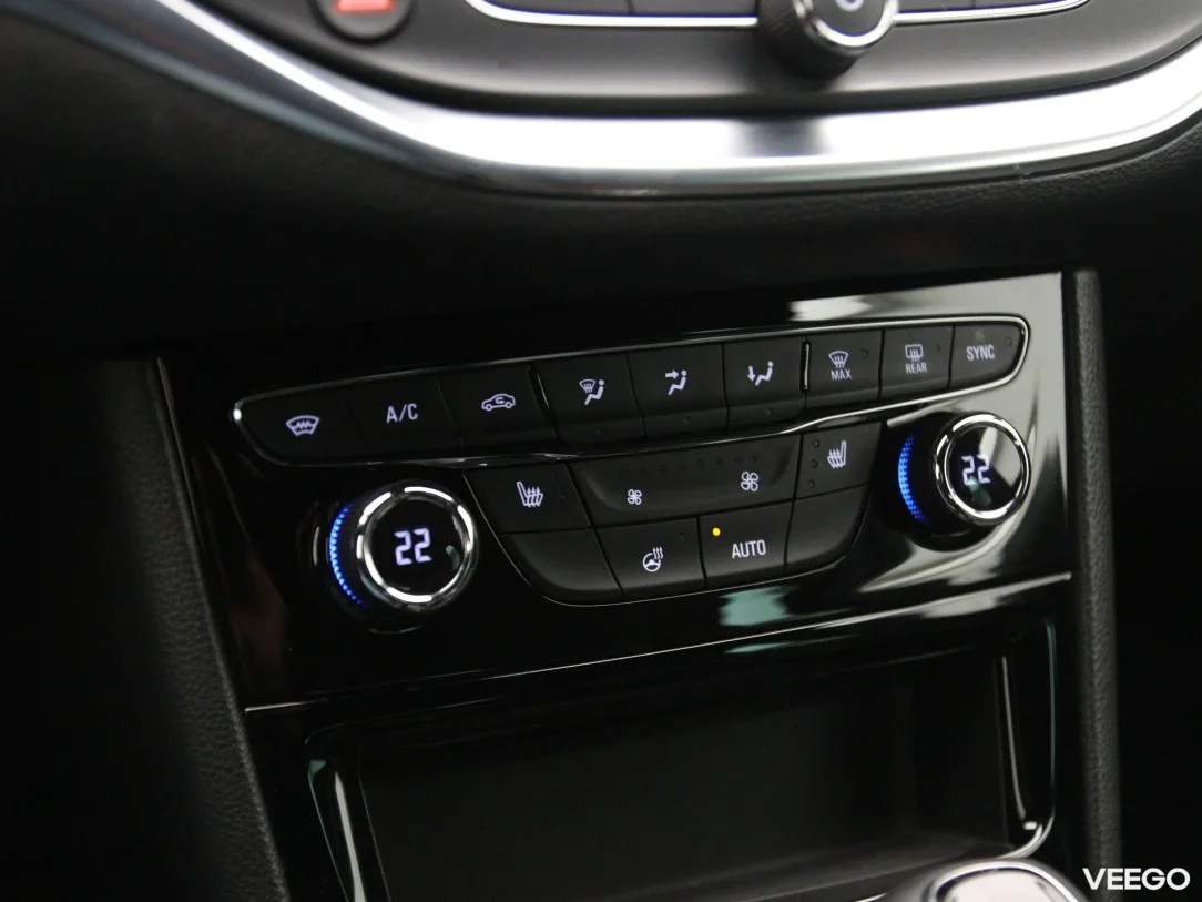 Opel Astra 1.4 107kW