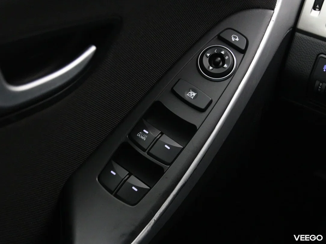 Hyundai i30 1.6 99kW