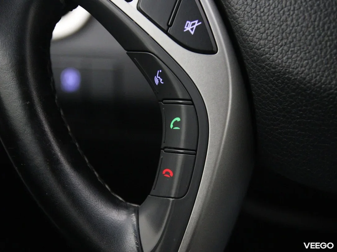 Hyundai i30 1.6 99kW