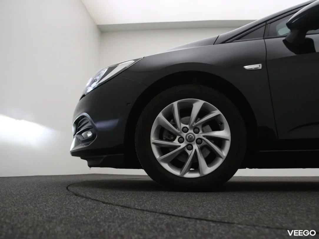 Opel Astra 1.4 107kW