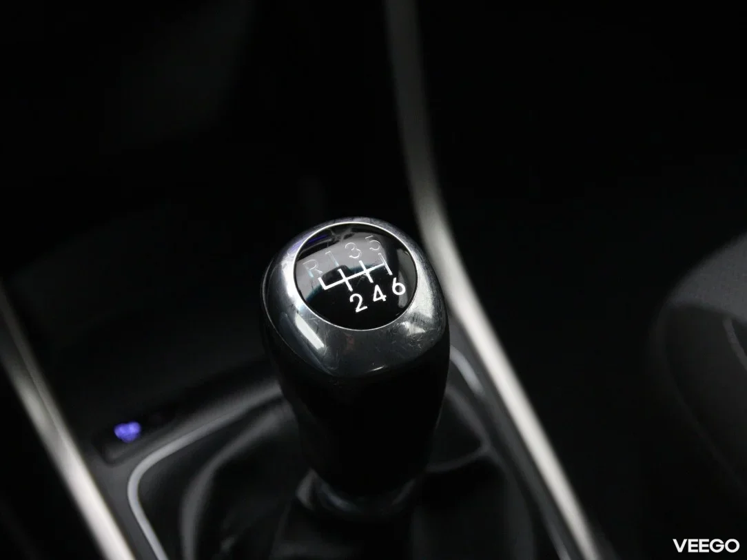 Hyundai i30 1.6 99kW