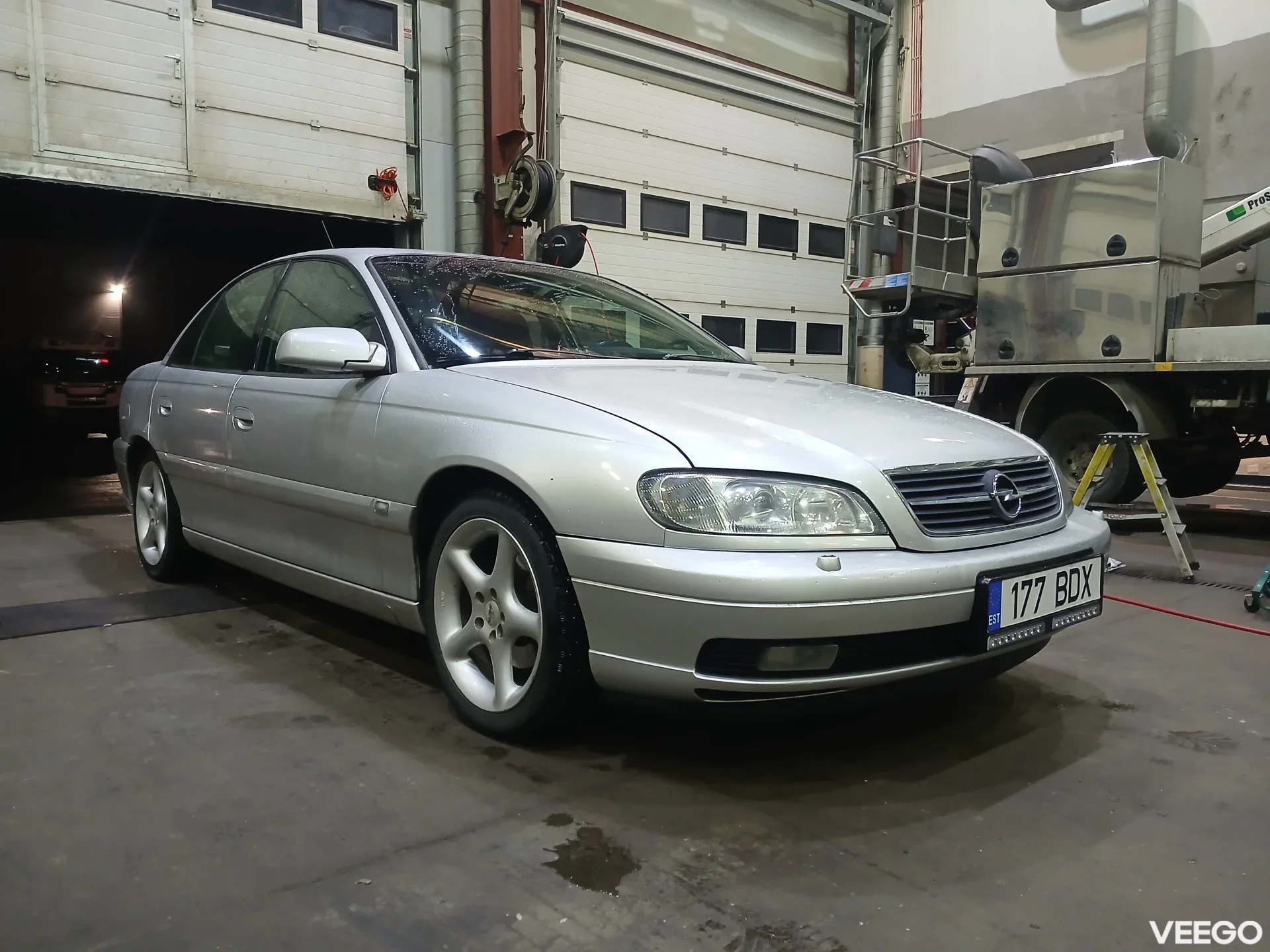 Opel Omega 2.2 106kW