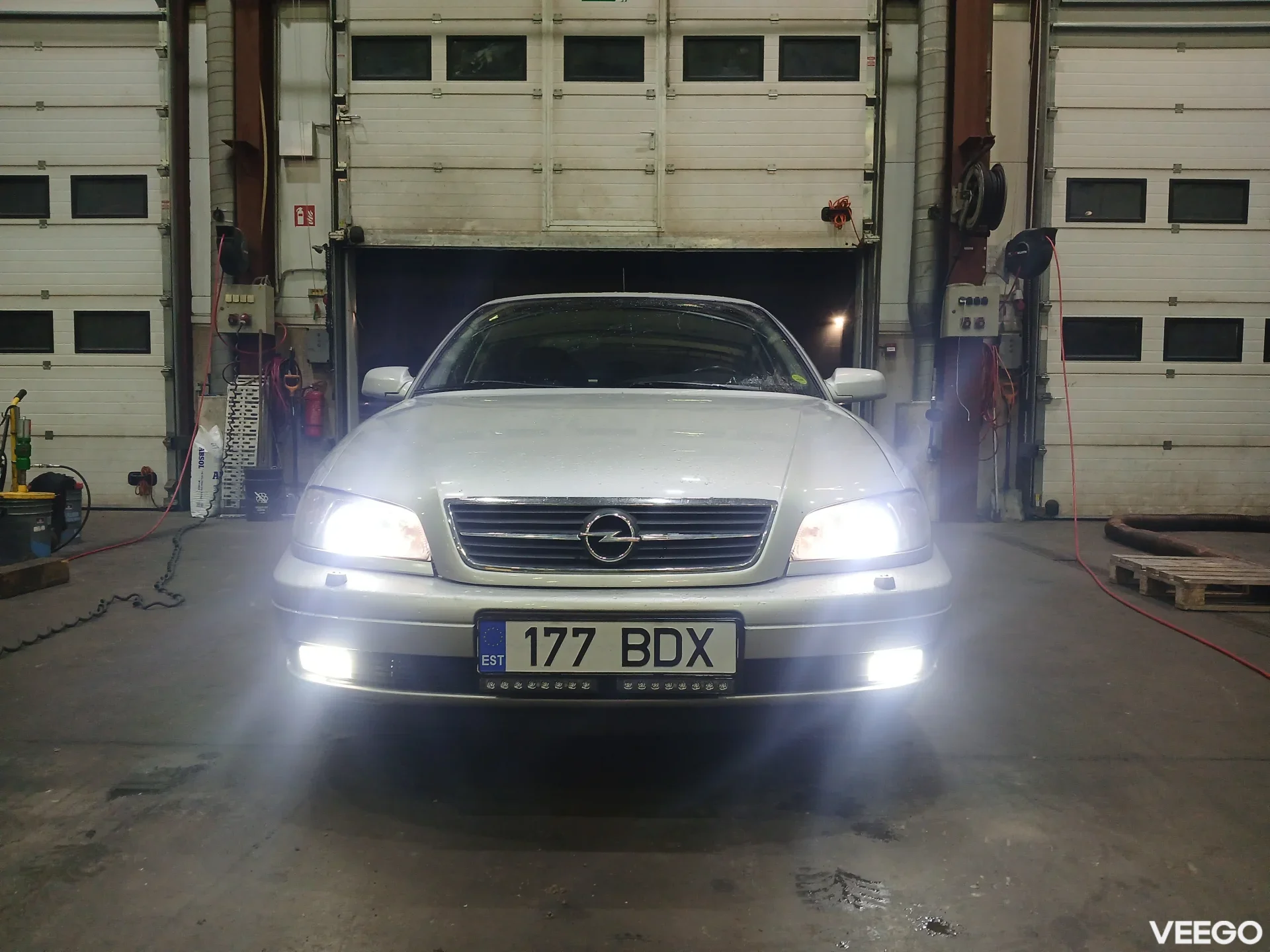 Opel Omega 2.2 106kW