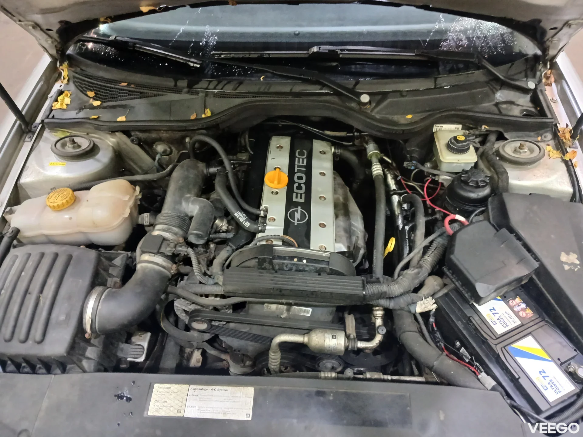 Opel Omega 2.2 106kW