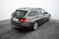 BMW 335 d xDrive Modern Line 3.0 230kW thumbnail