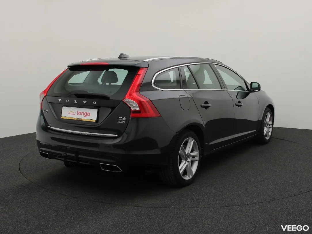 Volvo V60 2.4 158kW