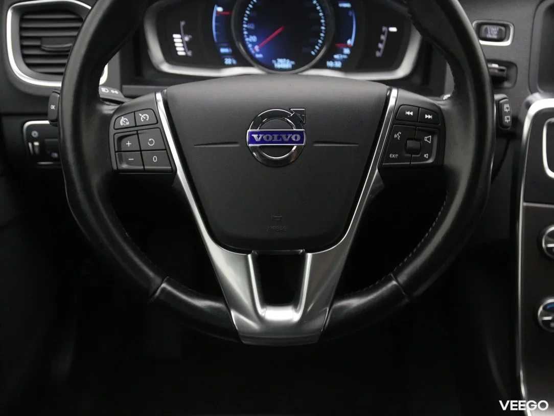 Volvo V60 2.4 158kW
