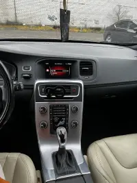 Volvo V60 2.0 140kW thumbnail