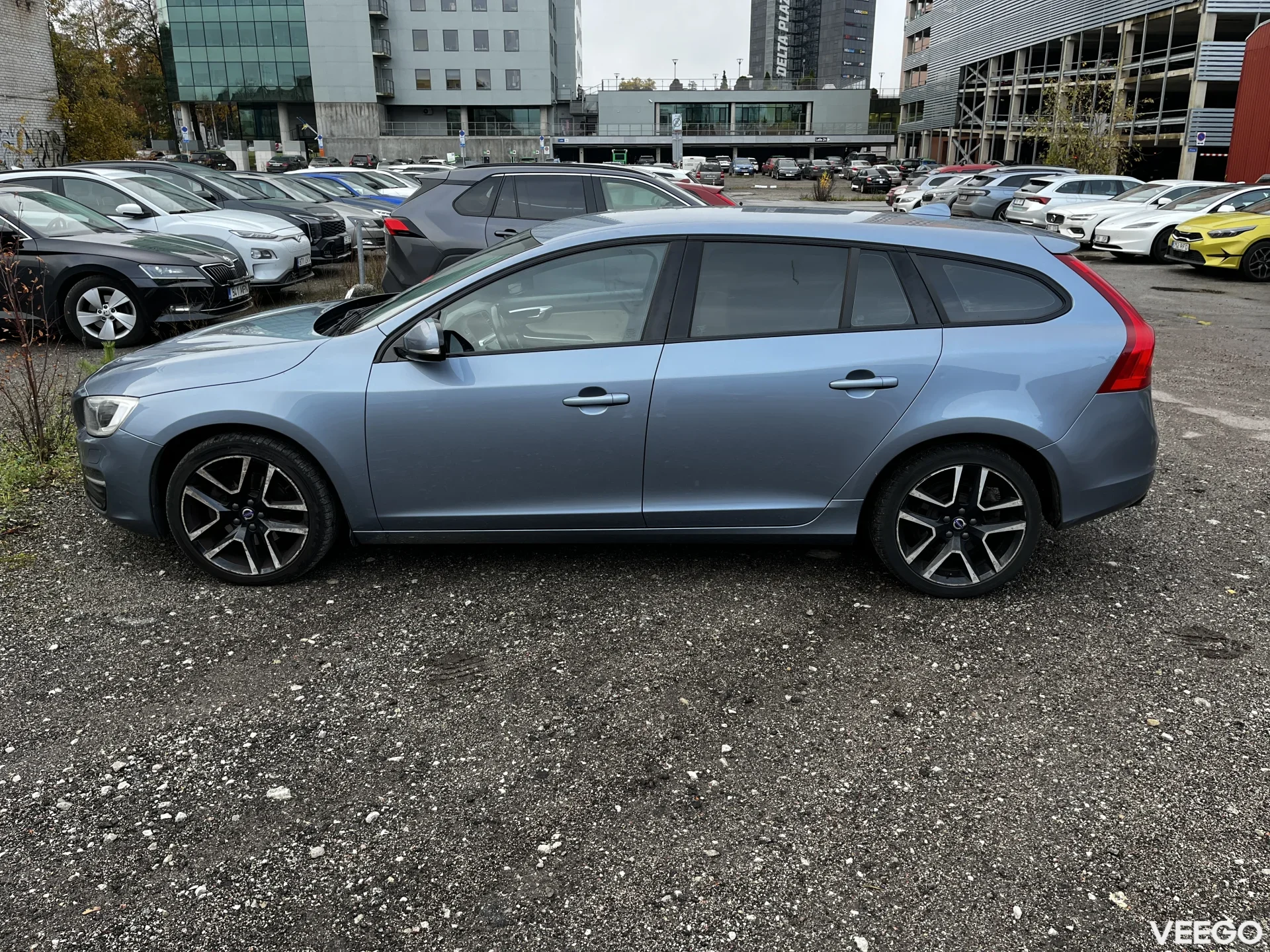 Volvo V60 2.0 140kW