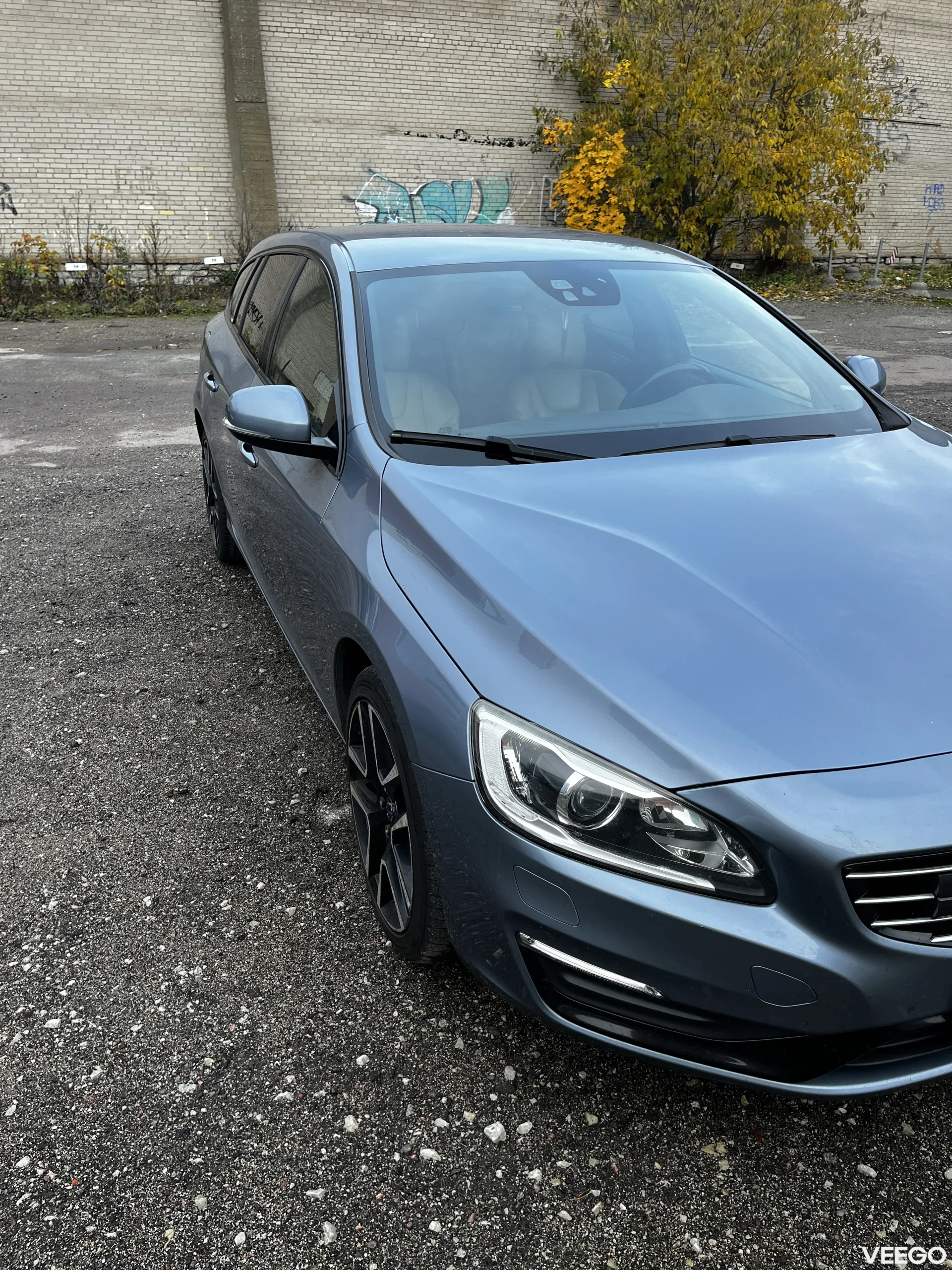 Volvo V60 2.0 140kW